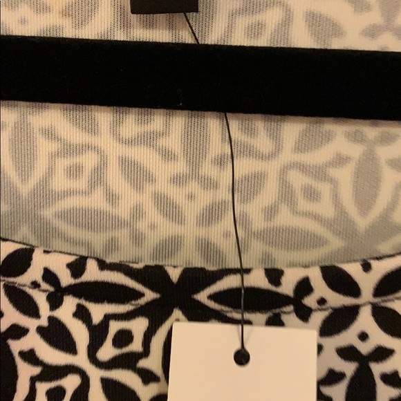 Top - Picture 2 of 3